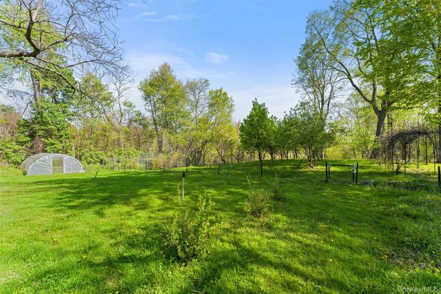 241 Chapel Hill Road, Highland, NY 12528