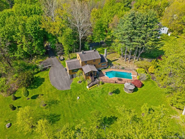 241 Chapel Hill Road, Highland, NY 12528