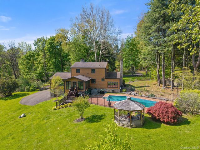 241 Chapel Hill Road, Highland, NY 12528