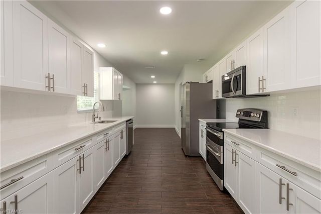 3831 31st AVE SW, Naples, FL 34117