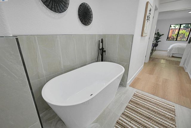 2126 Gross St, Milpitas, CA 95035