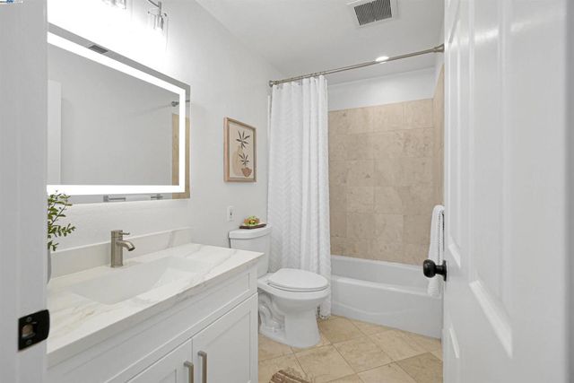 2126 Gross St, Milpitas, CA 95035