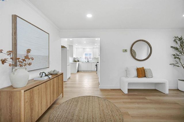 2126 Gross St, Milpitas, CA 95035