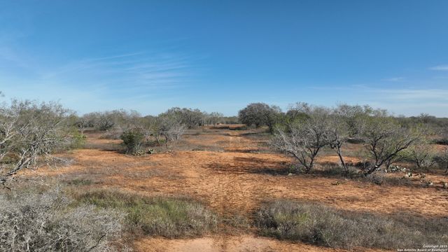 0000 CR 307, Jourdanton, TX 78026