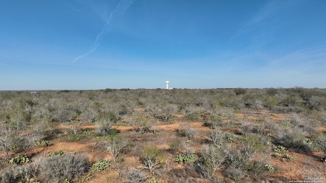 0000 CR 307, Jourdanton, TX 78026