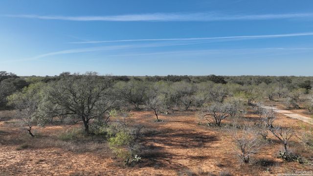 0000 CR 307, Jourdanton, TX 78026