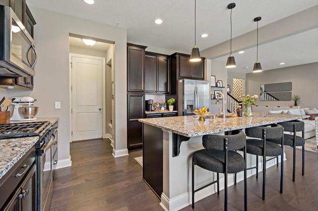 18147 Glassfern Lane, Lakeville, MN 55044
