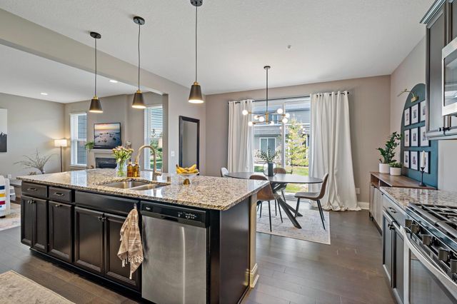 18147 Glassfern Lane, Lakeville, MN 55044
