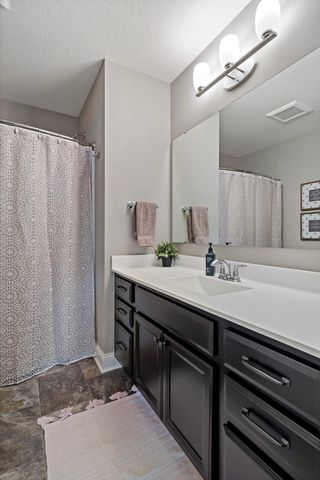 18147 Glassfern Lane, Lakeville, MN 55044