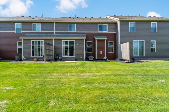 18147 Glassfern Lane, Lakeville, MN 55044