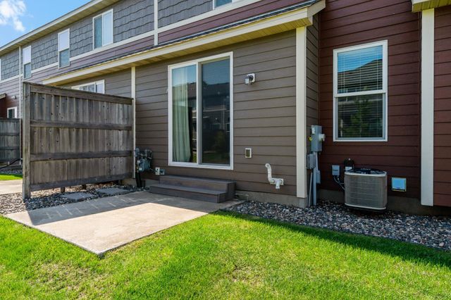 18147 Glassfern Lane, Lakeville, MN 55044