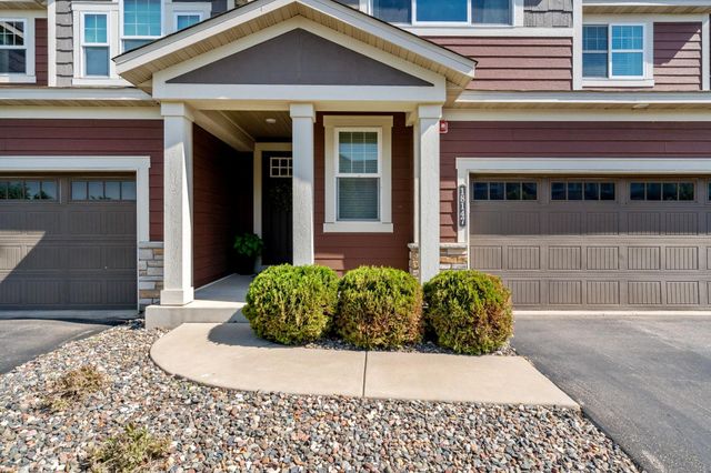 18147 Glassfern Lane, Lakeville, MN 55044