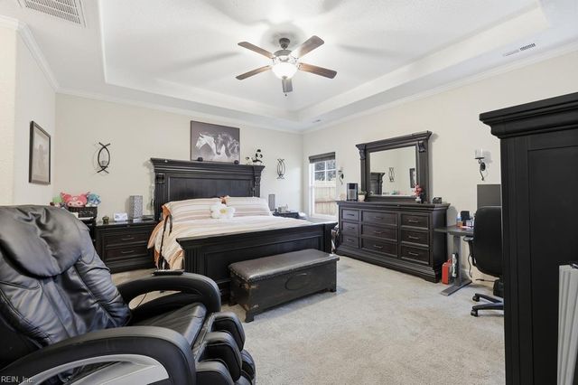 3101 Laurel LN, Portsmouth, VA 23703