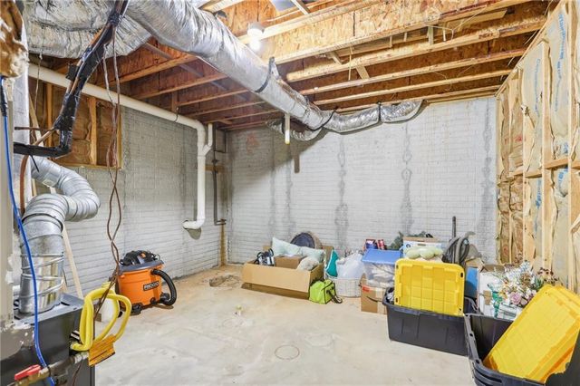 49 High Point Circle, Newnan, GA 30265