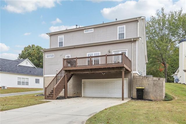 49 High Point Circle, Newnan, GA 30265