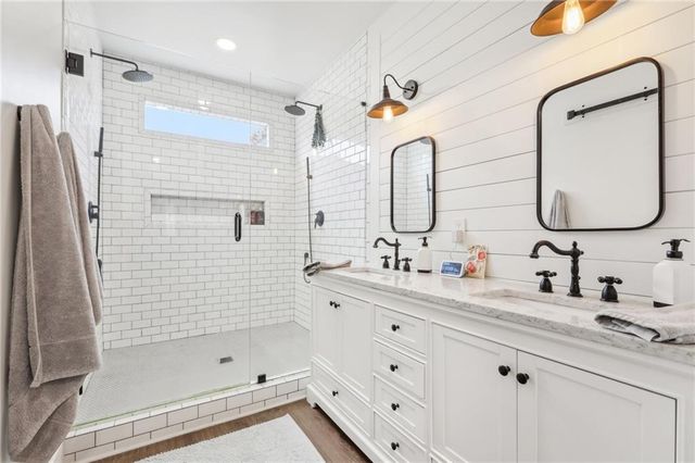 49 High Point Circle, Newnan, GA 30265