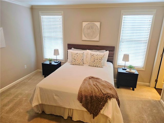 409 Marshall Heights Dr, Marshall, PA 15090