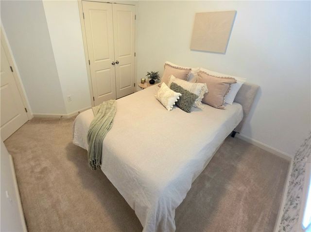 409 Marshall Heights Dr, Marshall, PA 15090