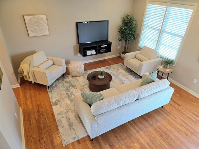 409 Marshall Heights Dr, Marshall, PA 15090