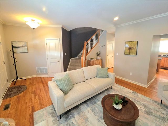 409 Marshall Heights Dr, Marshall, PA 15090