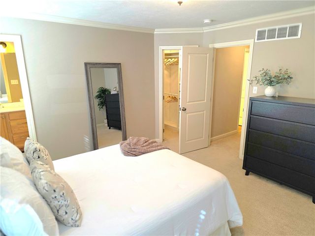 409 Marshall Heights Dr, Marshall, PA 15090