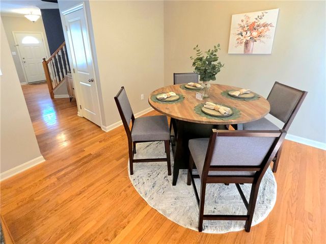 409 Marshall Heights Dr, Marshall, PA 15090