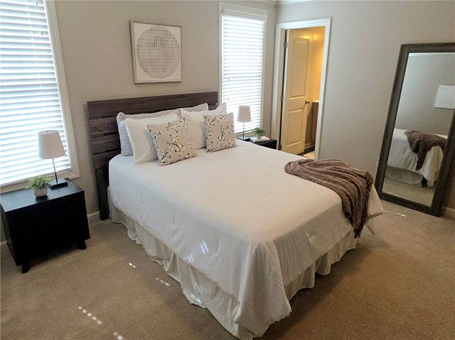 409 Marshall Heights Dr, Marshall, PA 15090