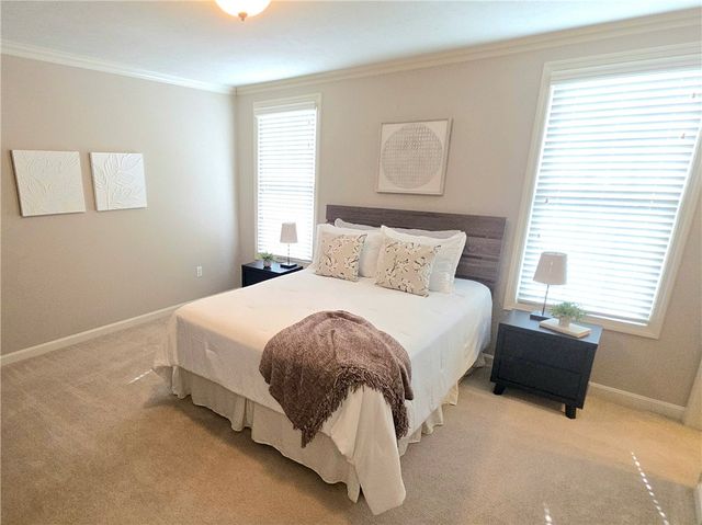 409 Marshall Heights Dr, Marshall, PA 15090