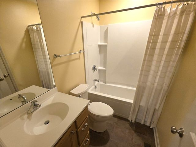 409 Marshall Heights Dr, Marshall, PA 15090