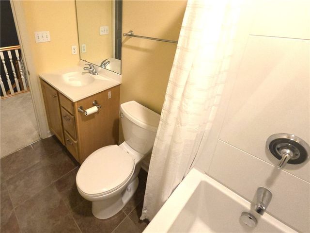 409 Marshall Heights Dr, Marshall, PA 15090