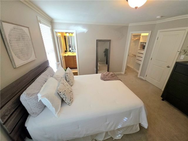 409 Marshall Heights Dr, Marshall, PA 15090