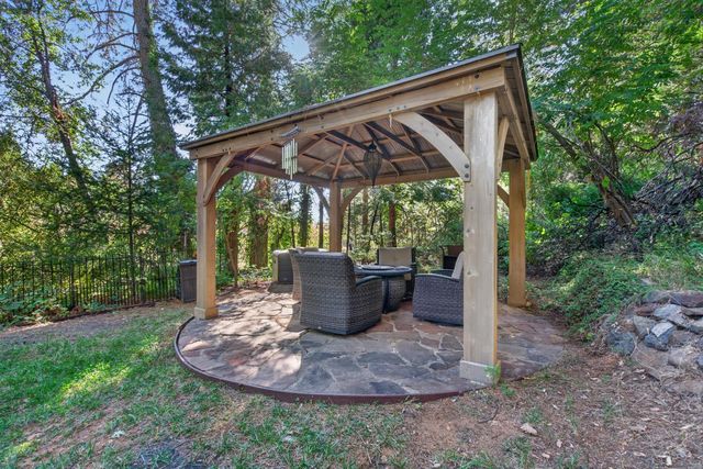 2664 Cable Rd, Camino, CA 95709