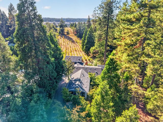 2664 Cable Rd, Camino, CA 95709