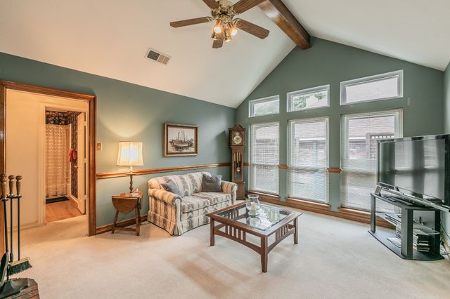 7917 Kendra Lane, North Richland Hills, TX 76182