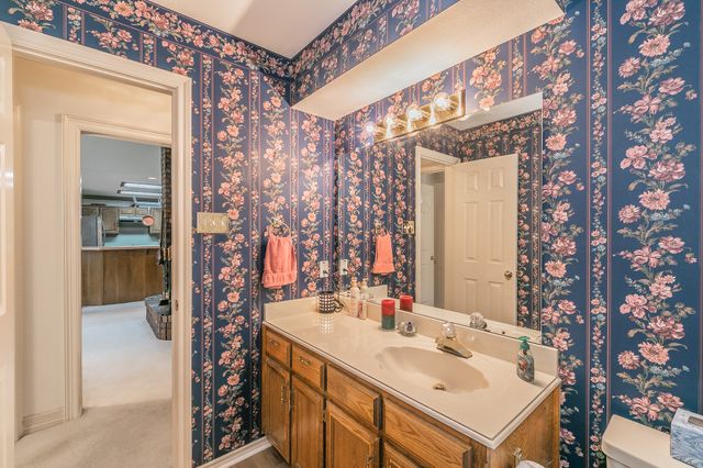 7917 Kendra Lane, North Richland Hills, TX 76182