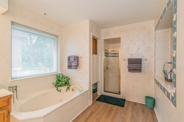 7917 Kendra Lane, North Richland Hills, TX 76182