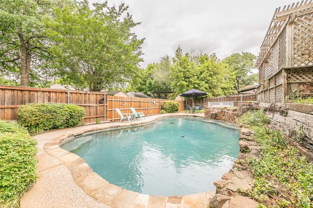 7917 Kendra Lane, North Richland Hills, TX 76182