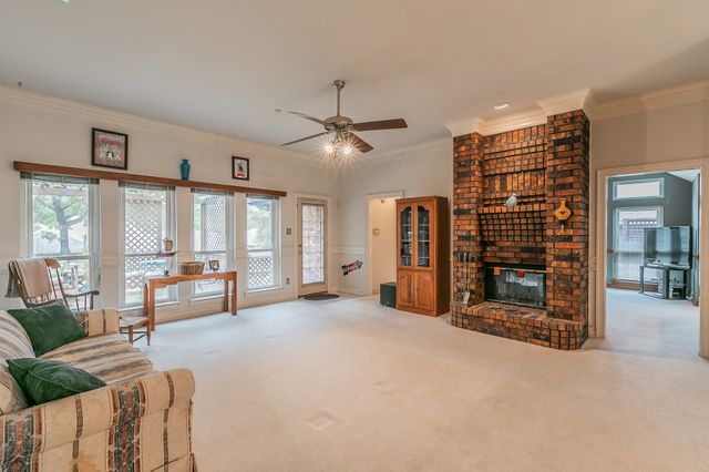 7917 Kendra Lane, North Richland Hills, TX 76182
