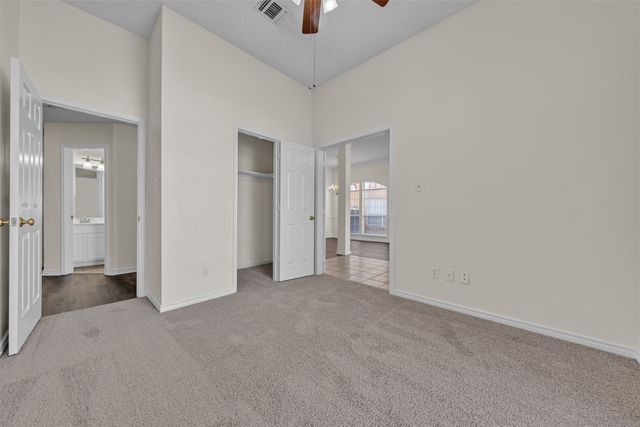 2202 Richmond Circle, Mansfield, TX 76063