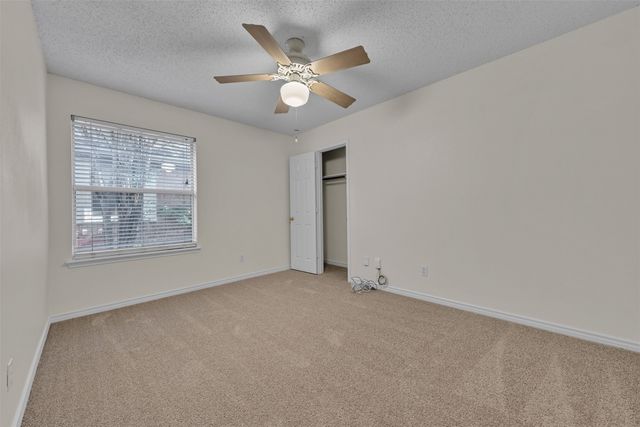 2202 Richmond Circle, Mansfield, TX 76063