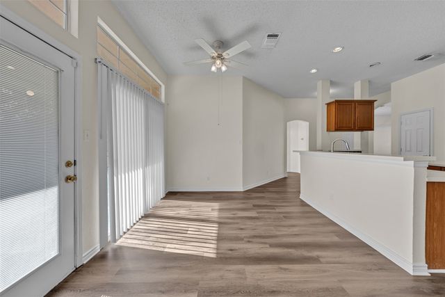 2202 Richmond Circle, Mansfield, TX 76063