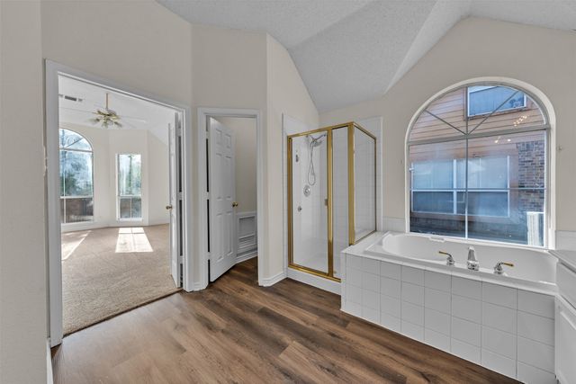 2202 Richmond Circle, Mansfield, TX 76063