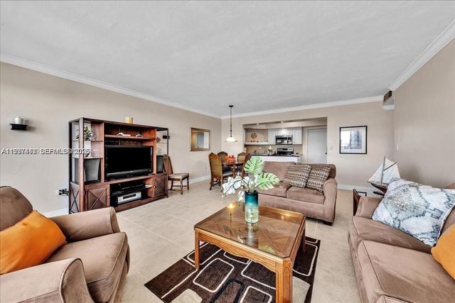 3111 N Ocean Dr 904, Hollywood, FL 33019