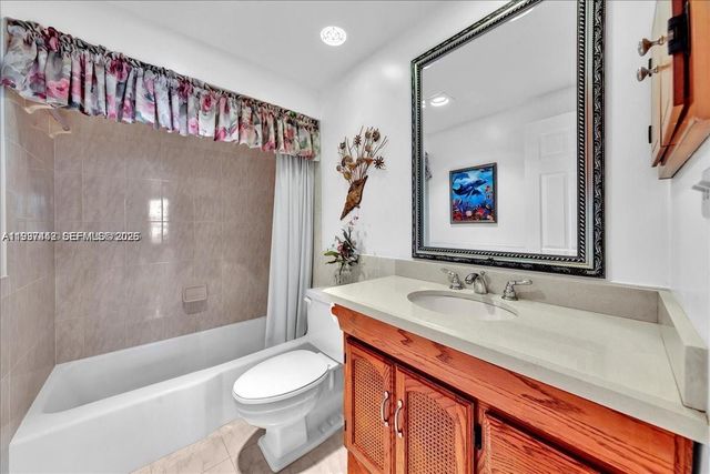 3111 N Ocean Dr 904, Hollywood, FL 33019