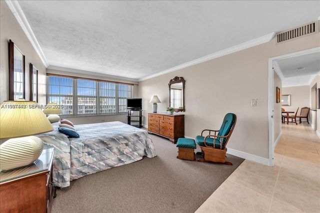 3111 N Ocean Dr 904, Hollywood, FL 33019