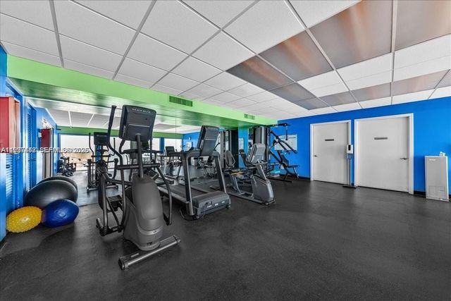 3111 N Ocean Dr 904, Hollywood, FL 33019