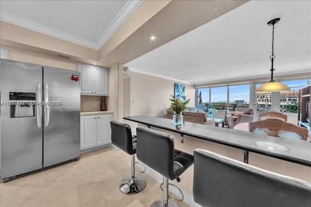 3111 N Ocean Dr 904, Hollywood, FL 33019