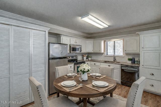 1016 Windrose Drive, Brandon, MS 39047