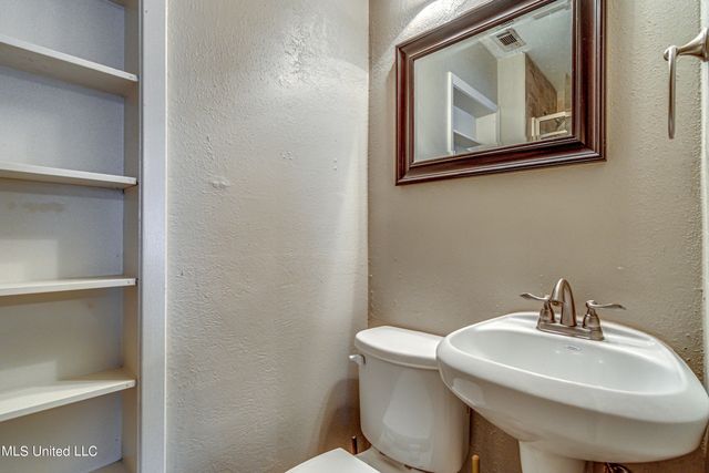 1016 Windrose Drive, Brandon, MS 39047