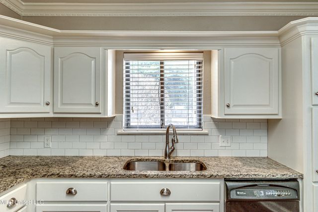 1016 Windrose Drive, Brandon, MS 39047